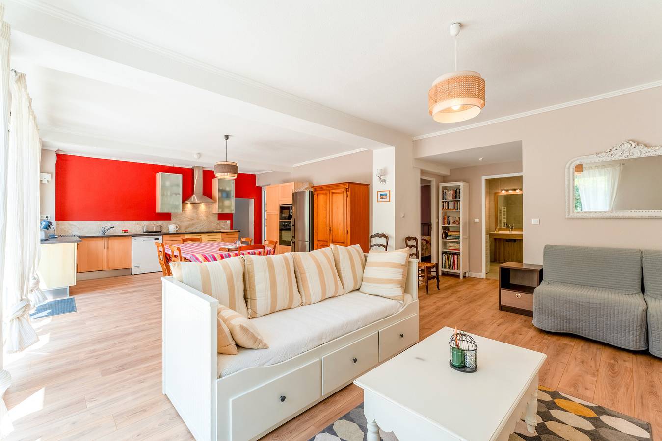 Maison de vacances 'Le Secret D'hestia' avec piscine partagée, Wi-Fi et climatisation in Bollène, Vaucluse