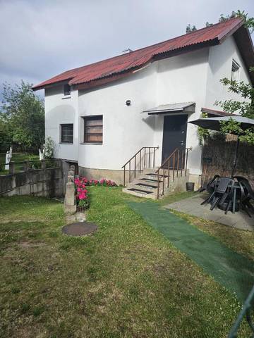 Location de vacances pour 3 personnes, avec jardin et terrasse à Vilnius