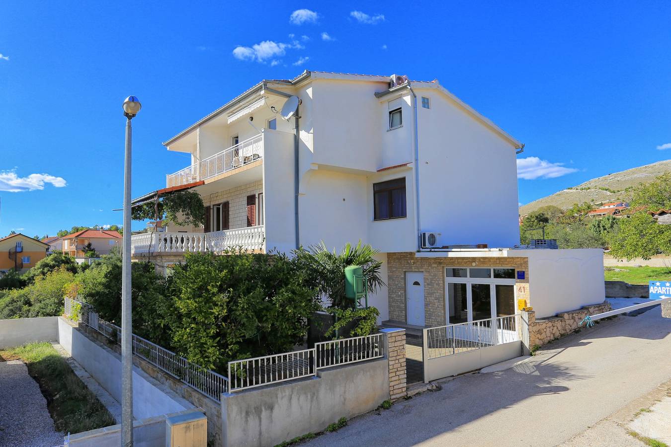 Entire apartment, Two bedroom apartment near beach Grebaštica, Šibenik A-471-a in Grebastica, Šibenik-Knin