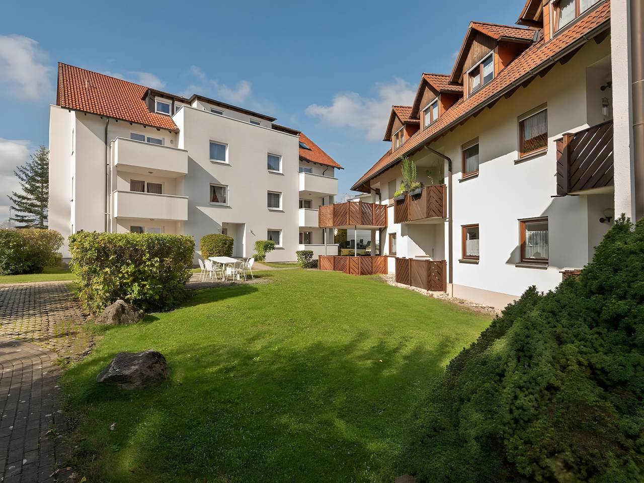 Ganze Wohnung, Apartment 26 mit Dreiweltencard und Balkon - nur 2 Gehminuten vom Solemar entfernt in Bad Dürrheim, Mittlerer Schwarzwald