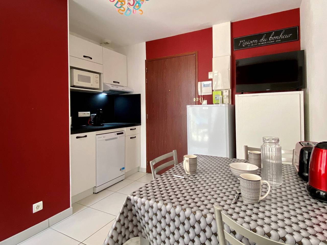 Apartamento entero, Apartamento renovado y acogedor para 2 personas con balcón grande y Wifi - Clasificado 2* in Bretignolles-sur-Mer, Valle del Loira