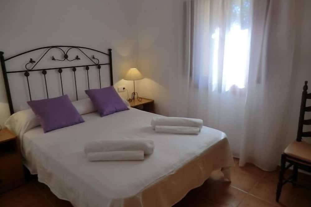Ferienhaus mit Pool in ruhiger und sicherer Ortsrandlage, nur 1 Km vom Dorfplatz in Alaró, Mallorca Inselmitte