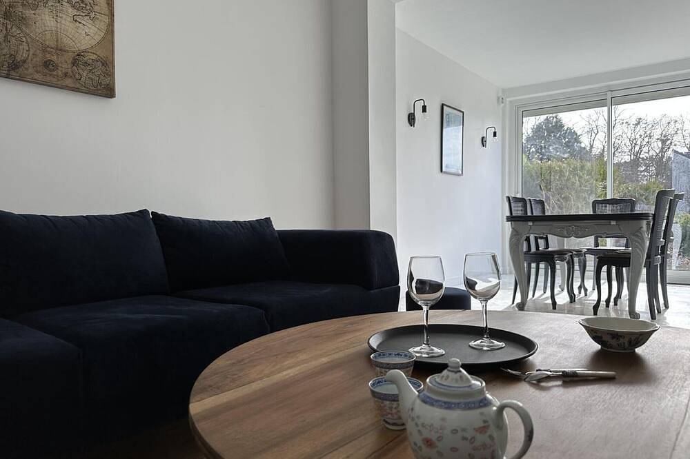 Renovated house in Moulins with garden and veranda in Yzeure, Allier