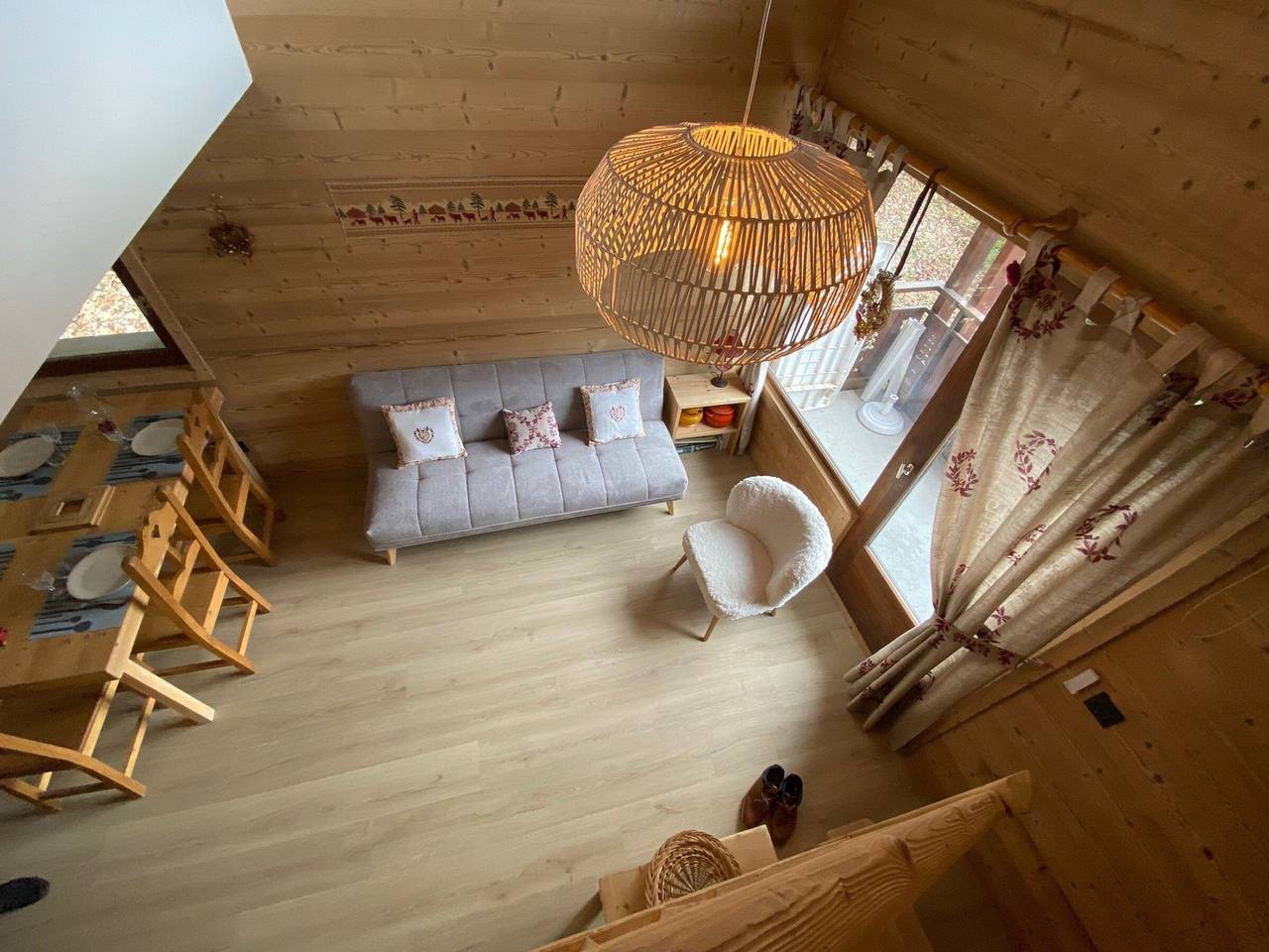 Entire apartment, Renovated duplex with balcony and garage in La Clusaz in La Clusaz, Annecy region