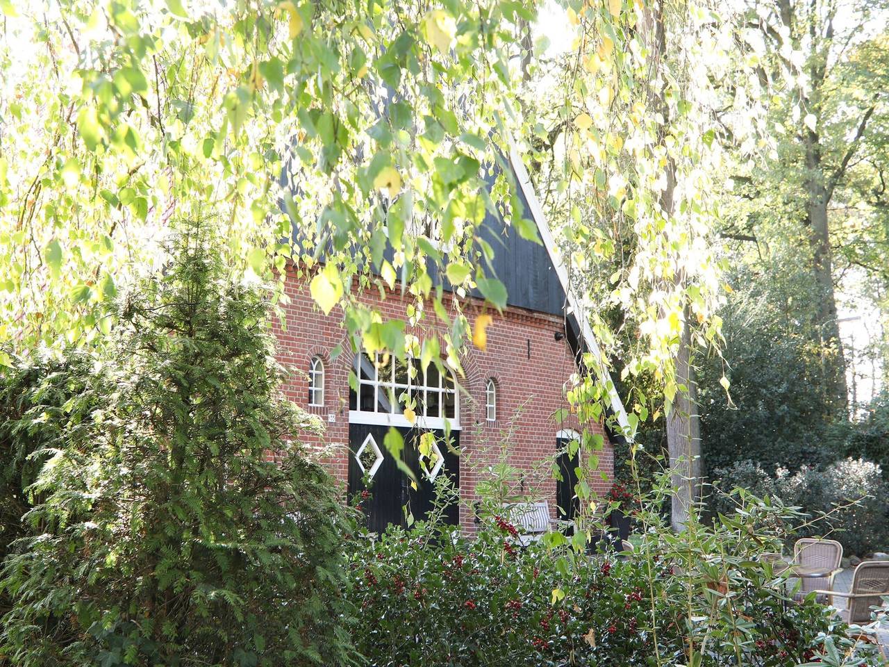 Beautiful holiday home with hot tub in Losser, Twente