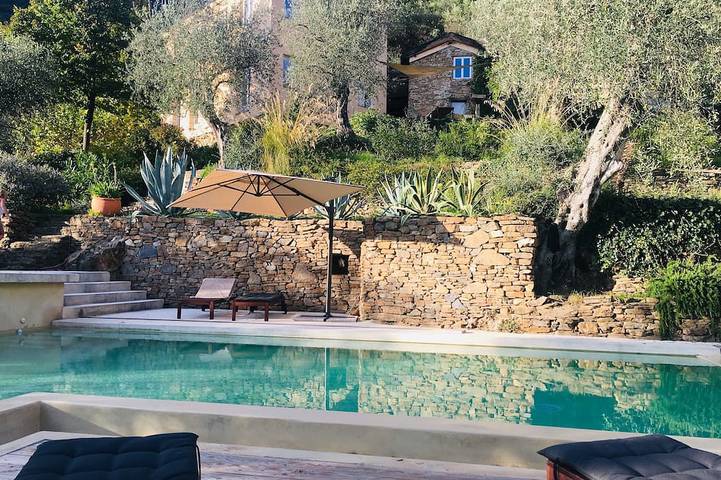 Maison d’hôte pour 4 personnes, avec Jardin à Rocchetta Nervina