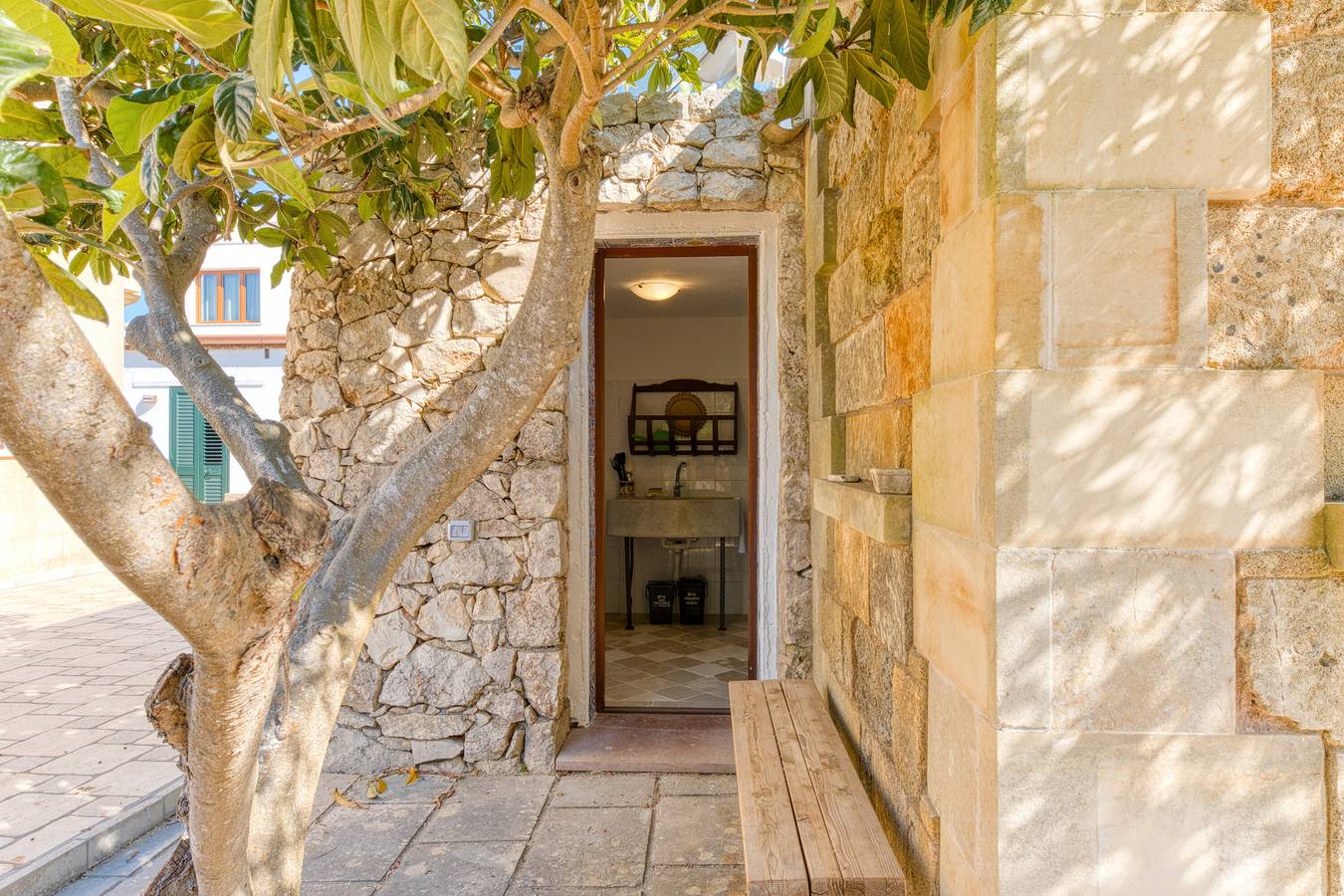 Ganze Wohnung, Ferienwohnung 'Le Baccole - Trullo' mit privater Terrasse, eigenem Garten und Klimaanlage in Gagliano del Capo, Golf von Tarent