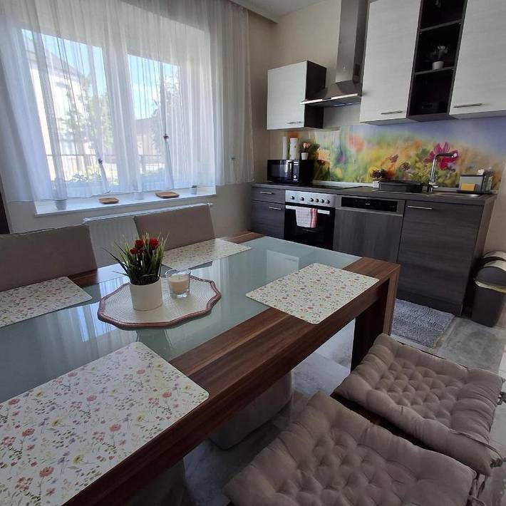 Ferienhaus für 7 Personen, mit Ausblick und Garten in Neusiedl am See