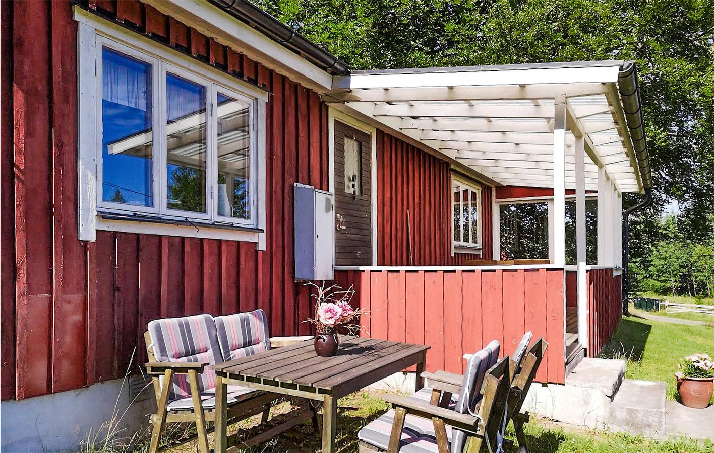 Hus för 4 Personer med terass in Bolmen