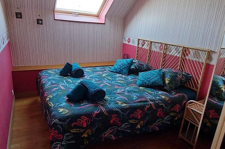 Location de vacances pour 10 personnes, avec jardin et jacuzzi à Commes - 4