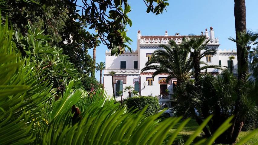 Maison d’hôte pour 2 personnes, avec Terrasse et Jardin dans Cannes La Bocca
