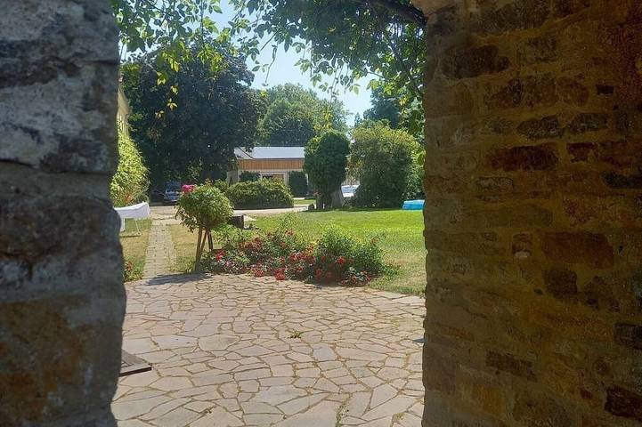 Very large (105m2) family-friendly apartment in castle 'Rittergut Heyda' in Falkenhain, Lossatal