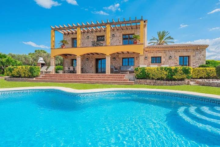 Villa für 8 Personen, mit Garten und Whirlpool, mit Haustier in Alcúdia