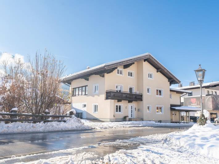 Vakantieappartement voor 8 personen, met Terras en Tuin in Brixen im Thale