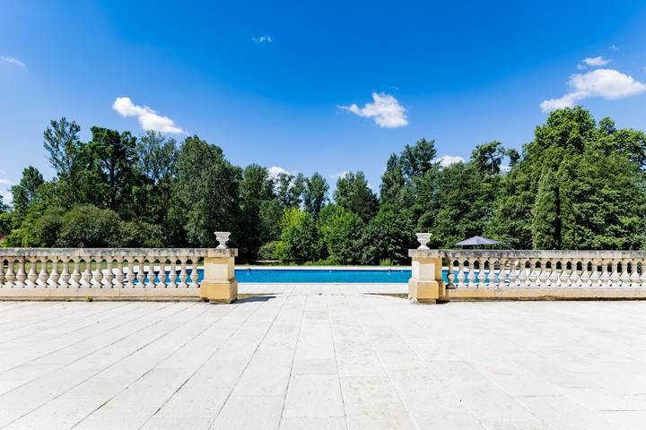 Château pour 12 personnes, avec vue sur le lac ainsi que piscine et jardin en Gironde - 3