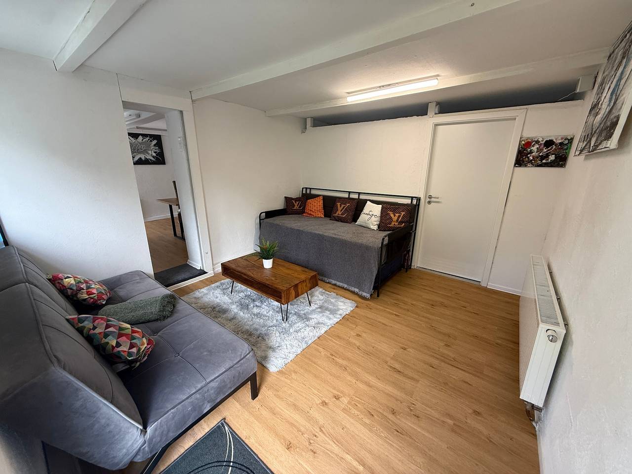 Ganze Wohnung, Premium Apartment mit Charme inklusive privatem Garten, Balkon und Wlan in Schwieberdingen, Landkreis Ludwigsburg