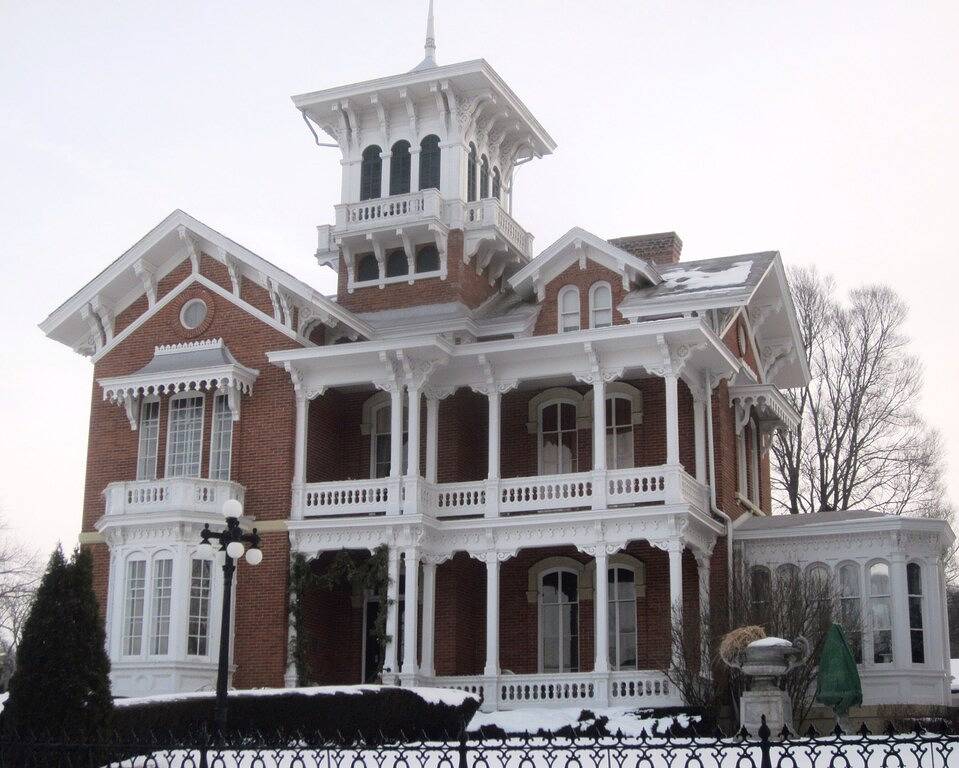 Schritte in die Innenstadt und zum Turner Hall ~ Erstaunliche Veranda ~ Huge Dining Room in Galena, Jo Daviess County