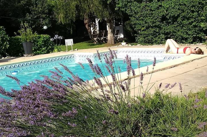 Gîte pour 4 personnes, avec Terrasse à Saint-Antonin-Noble-Val