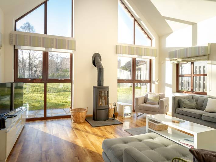 Location de vacances pour 8 personnes, avec terrasse et jardin à Aviemore - 3