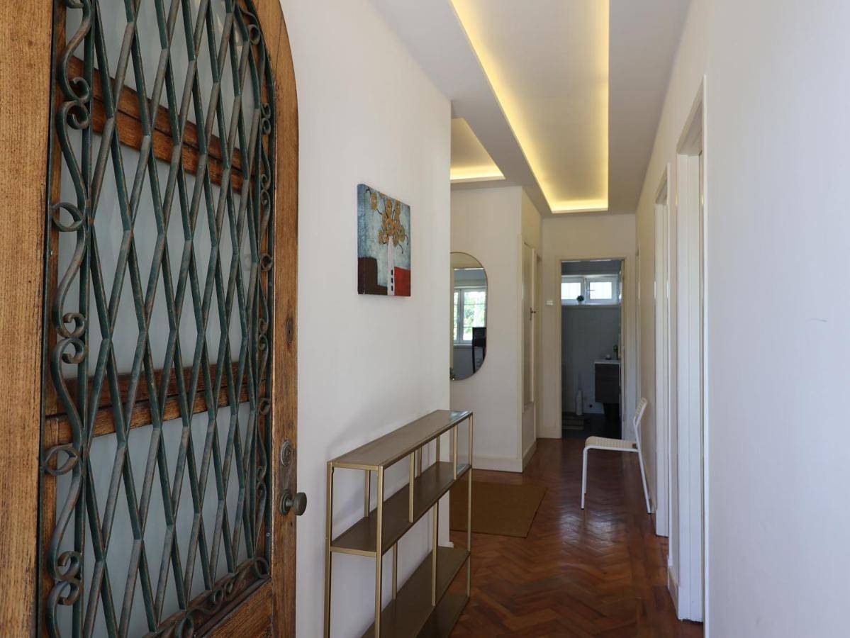 Double Room with Shared Bathroom in Aldoar, Oporto