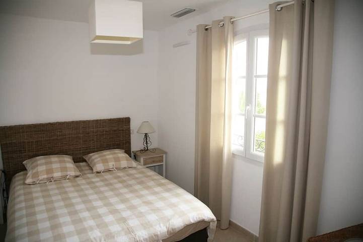 Location de vacances pour 8 personnes, avec terrasse et jardin dans Golf de Pont Royal - 4