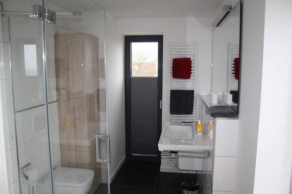 Hel lejlighed, Apartment number Zwo - App. Number two in Helgoland