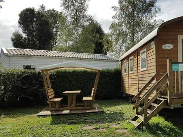 Camping pour 4 Personnes dans Pont-de-Poitte, Jura, Photo 4
