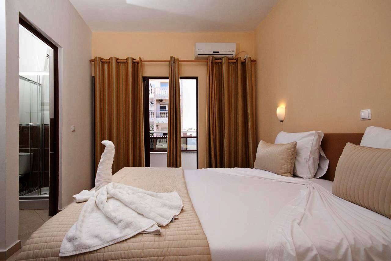 Aparthotel Praiano in Praia