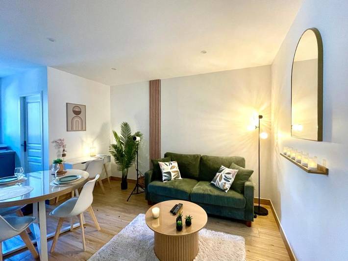 Gîte pour 2 personnes, avec balcon à Bellegarde-sur-Valserine