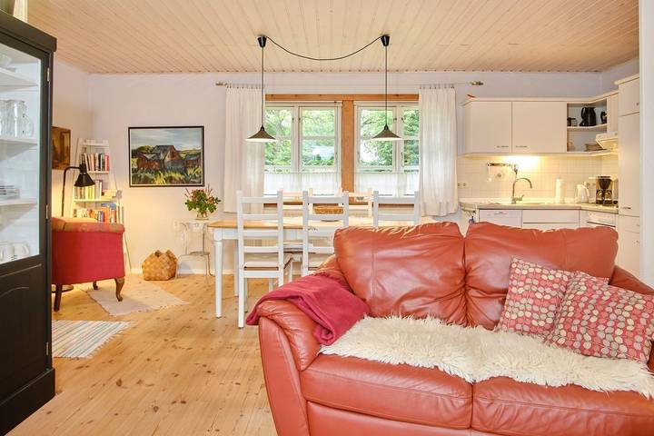 Ferienhaus für 5 Personen, mit Terrasse und Garten in Esgrus - 2