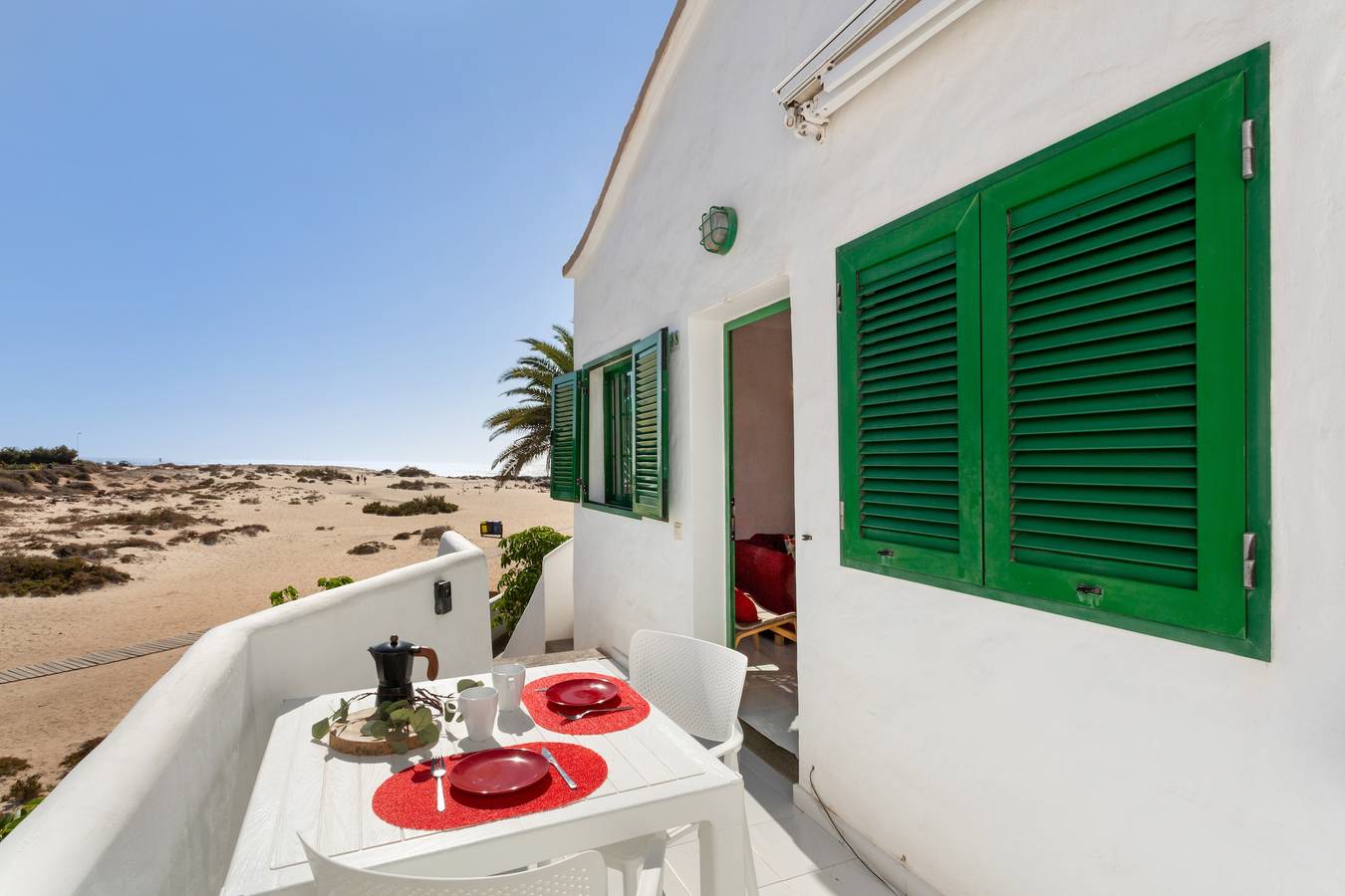 Entire apartment, Vacation Apartment 'Cotillo Lagoons' with Sea View, Private Terrace and Wi-Fi in El Cotillo, La Oliva