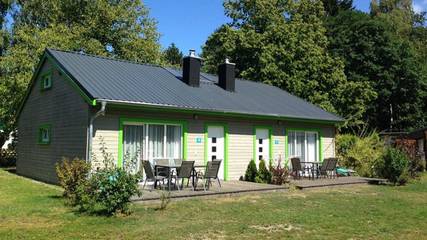 Ferienhaus für 8 Personen, mit Terrasse und Garten, mit Haustier in Trassenheide