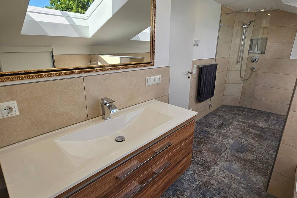 Entire apartment, Neueröffnung \"der Tegernsee Stern\" in Kreuth, Bavarian Alps