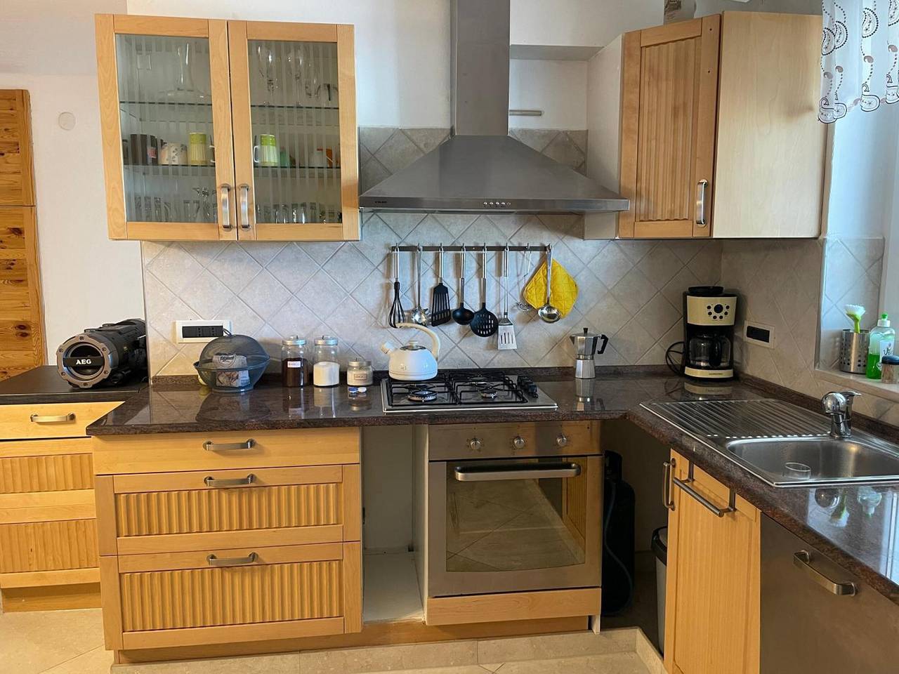 Apartamento entero, Apartamento 'Vittoria' con vistas al mar, wifi y aire acondicionado in Mattinata, Gargano