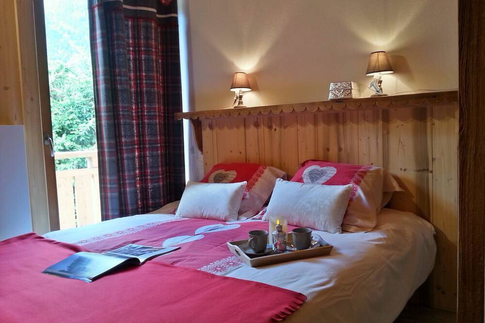 Clos des Songes, comfortable half chalet facing the Mont Blanc range in Chamonix, Mont Blanc-massief