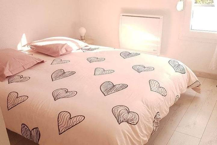 Gîte pour 5 personnes, avec jardin ainsi que terrasse et piscine à Albertville - 2