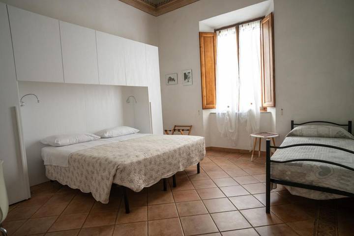 Maison d’hôte pour 3 personnes, avec jardin et vue, animaux acceptés à Sienne - 2