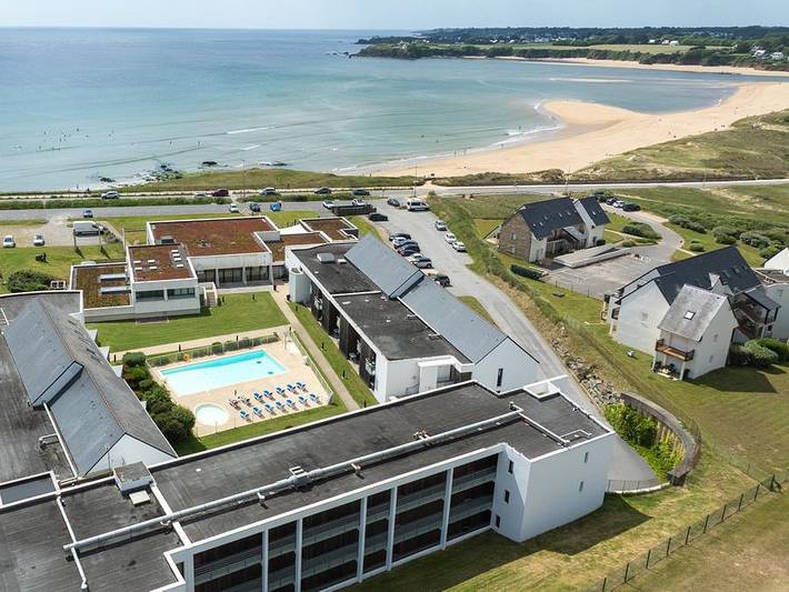 Camping pour 4 personnes, avec Jacuzzi et Sauna à Guidel