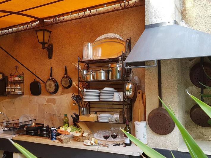 Location de vacances pour 6 personnes, avec jardin et terrasse à Gensac - 3