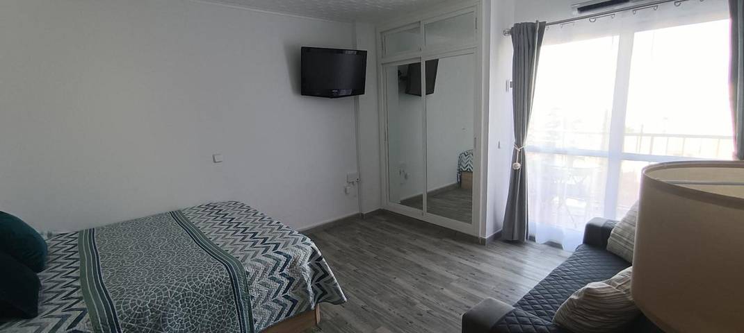 Gîte pour 2 personnes, avec bassin pour enfant ainsi que balcon et jardin à Benalmádena - 3