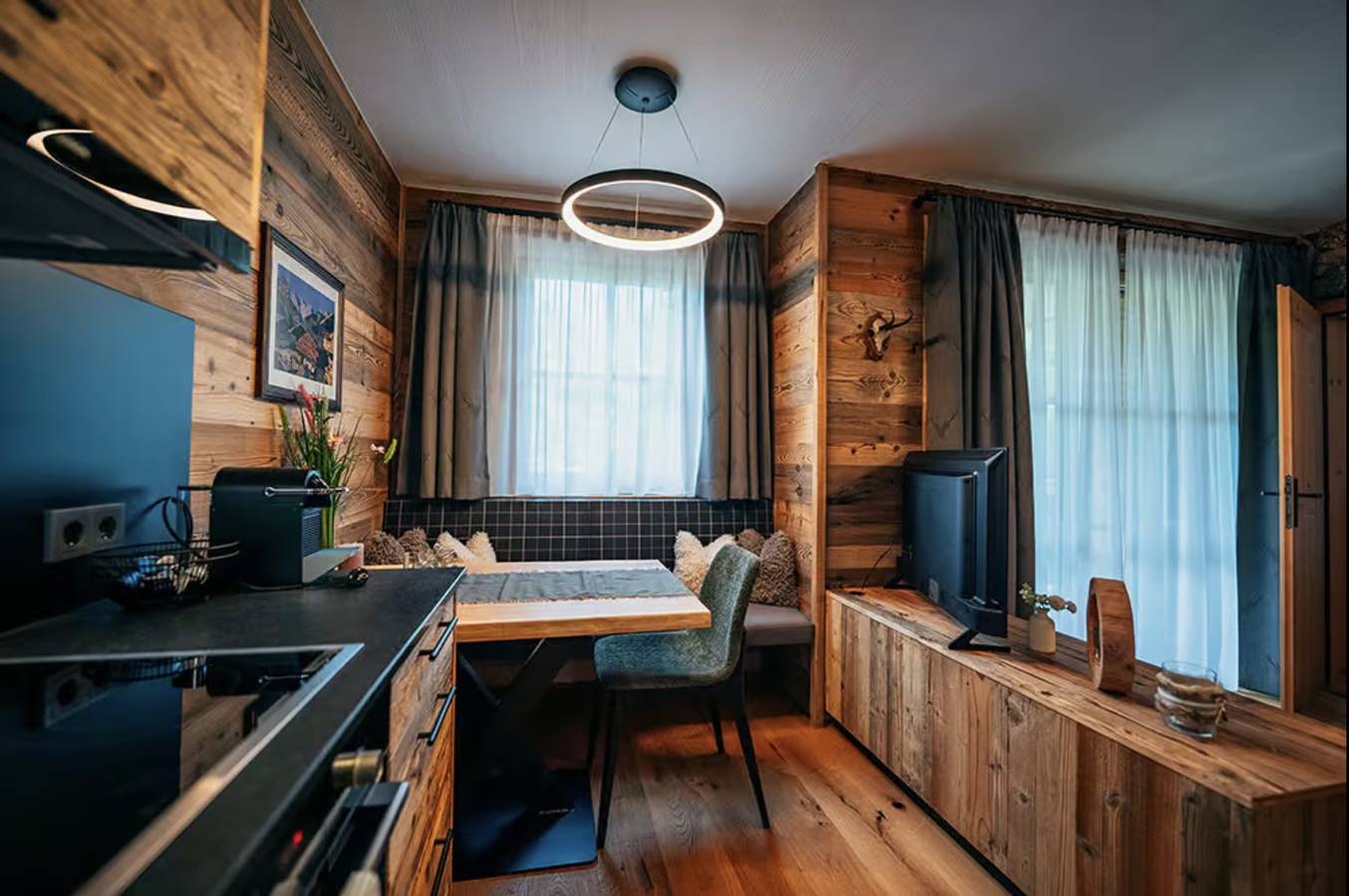 Ganze Wohnung, Steinbock Suite am Tor zum Karwendel in Scharnitz, Innsbruck und Umgebung
