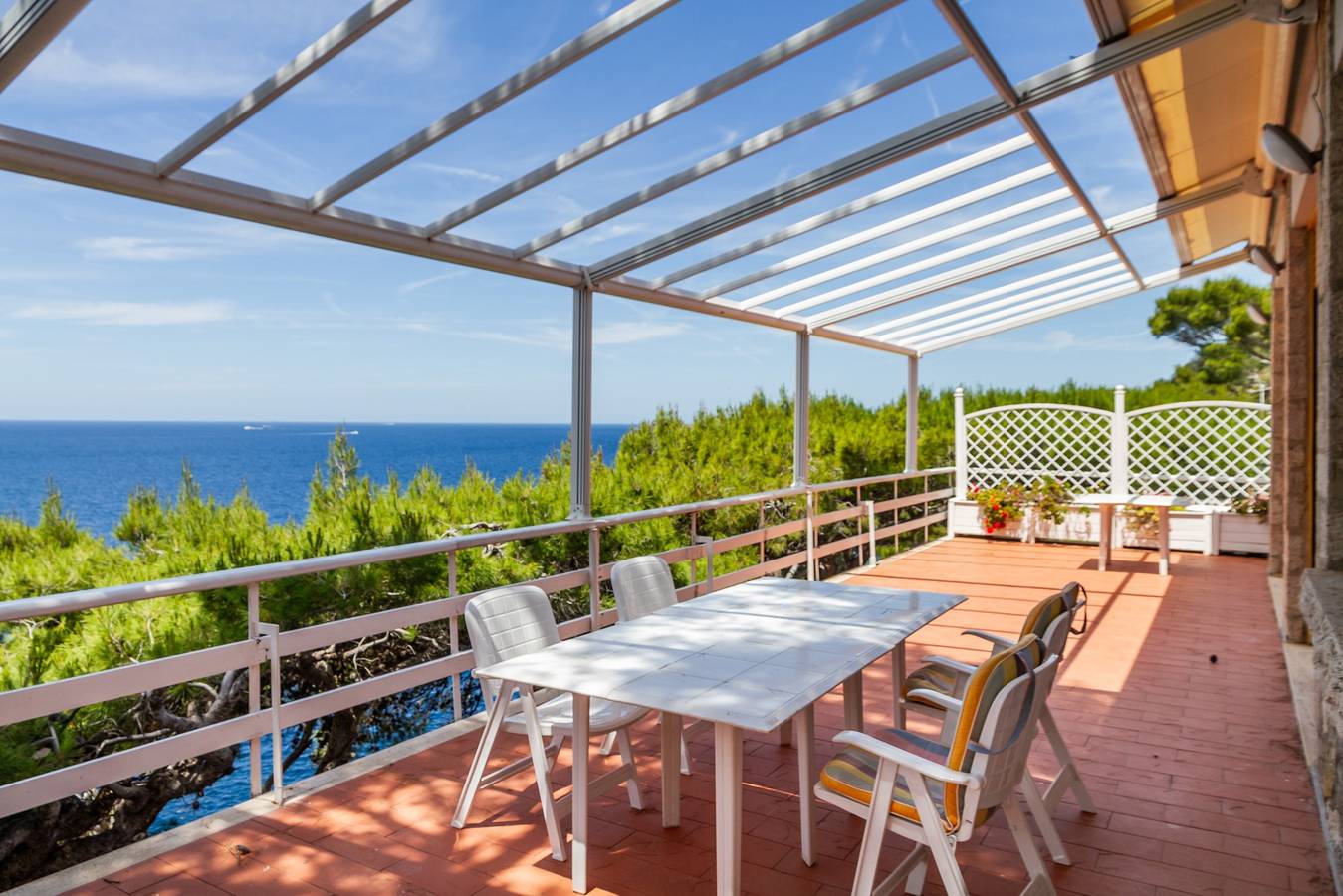 Villa Esclusiva a Cala Piccola: Vista Panoramica e Accesso Privato al Mare in Cala Piccola, Monte Argentario