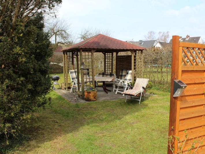 Ferienwohnung für 4 Personen, mit Terrasse und Garten in Heikendorf - 2