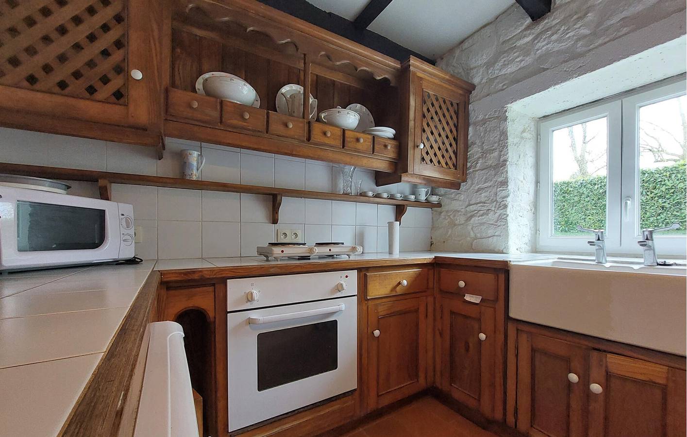 Lignol Retreat avec terrasse, jardin, parking - 2.5km du centre ville et de la rivière in Lignol, Région de Pontivy