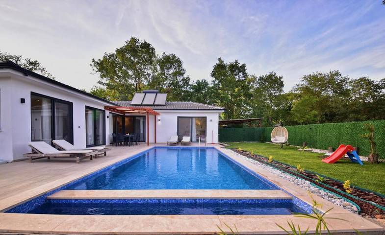 Villa mit pool für 6 Personen, mit Ausblick und Garten sowie Pool in Fethiye