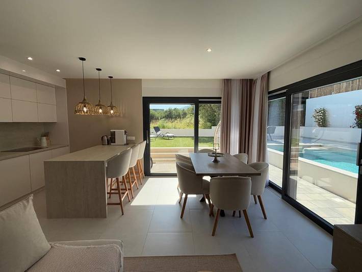 Villa für 7 Personen, mit Garten und Pool sowie Ausblick in Trogir