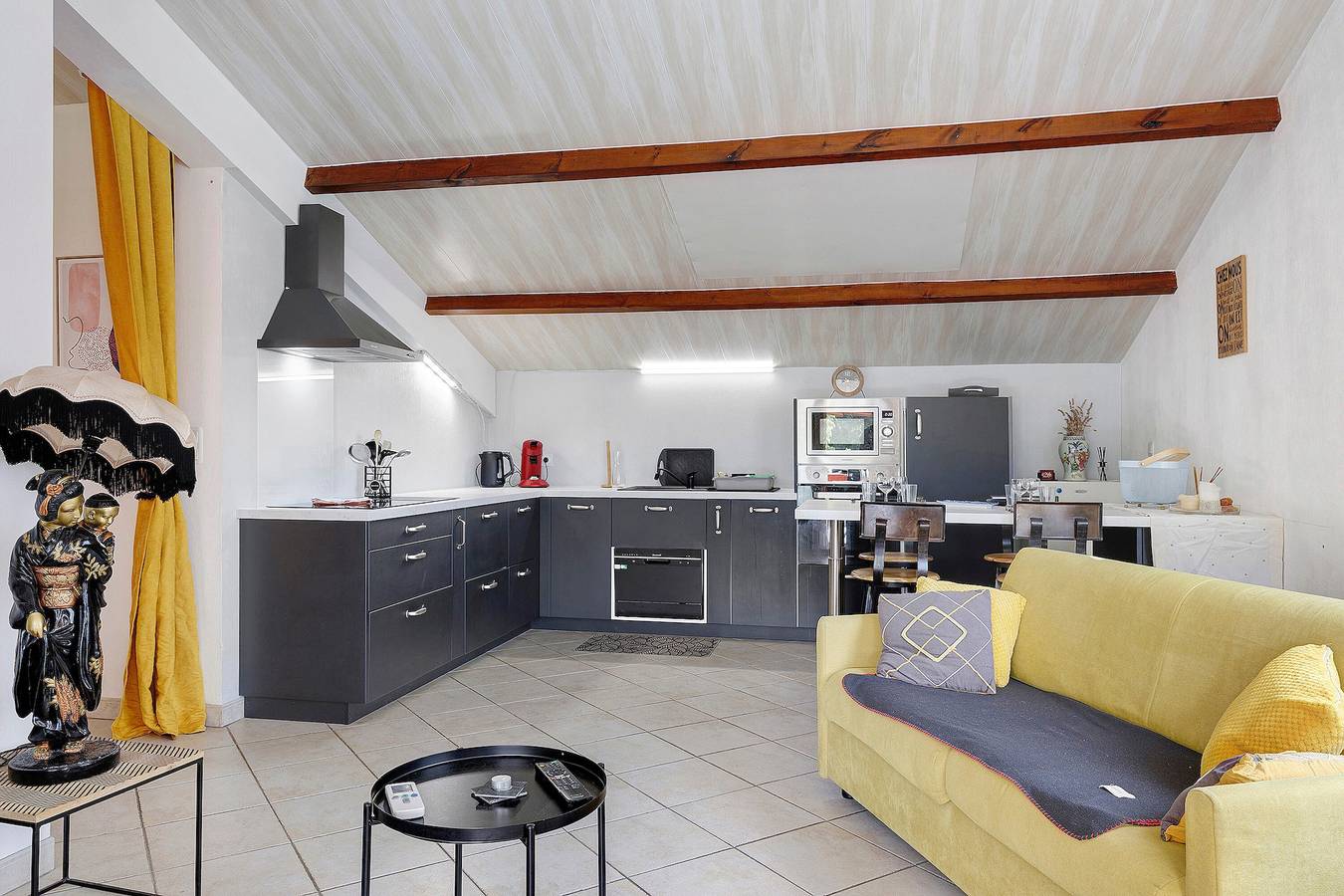 Ferienhaus „Gîte Douceur de Vivre - Soleil“ mit Seeblick, Pool und Wlan in Saint-Avaugourd-des-Landes, Vendée