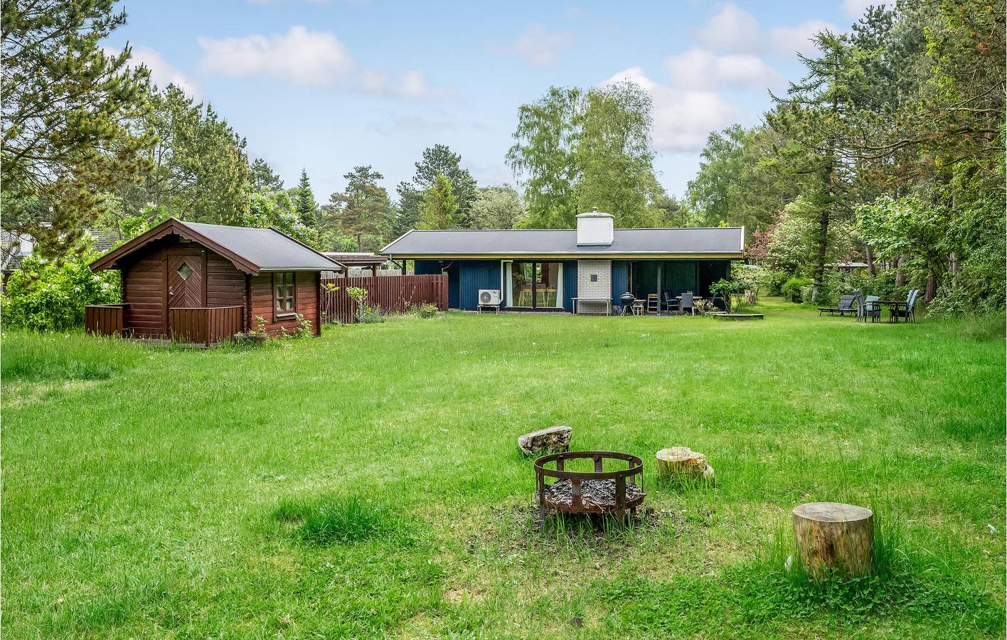 Feriehus for 5 personer med terrasse in Rågeleje, Kattegat