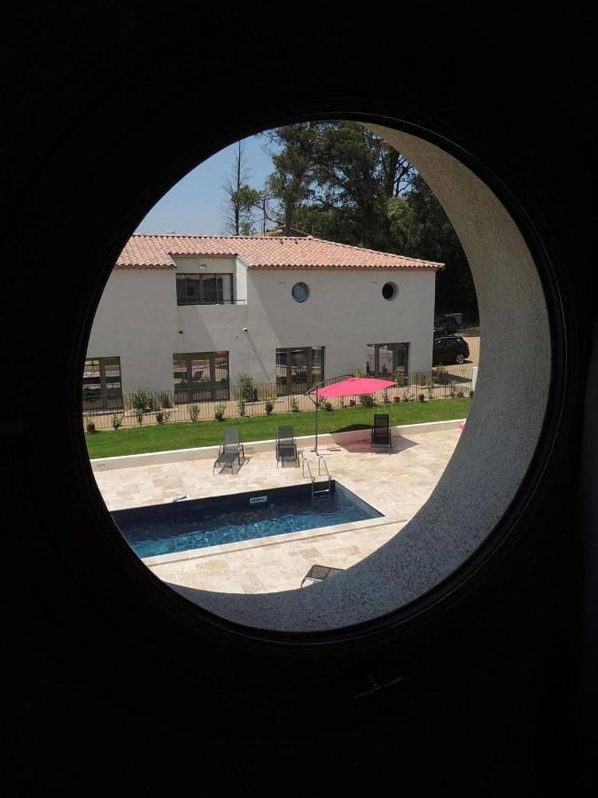 Appartement de vacances pour 3 personnes, avec jardin et piscine