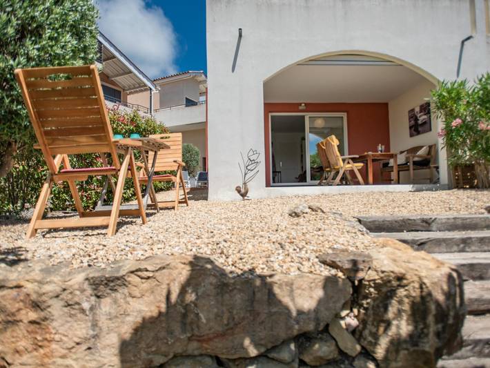 Gîte pour 3 personnes, avec jardin dans Plage de la Garonnette - 2